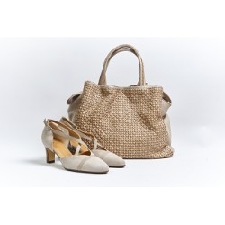H647VE - Chevr. - CREME